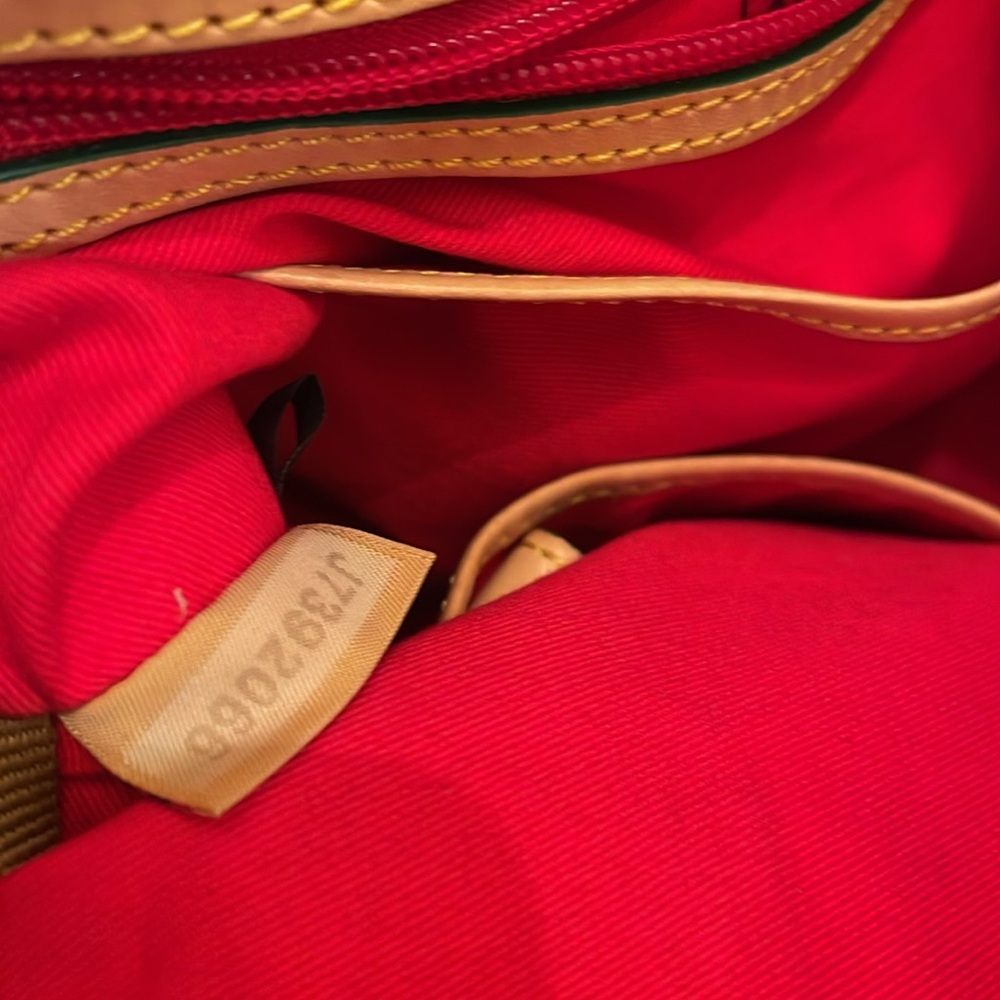 Dooney & Bourke please check all picture of condition - Picture 15 of 17